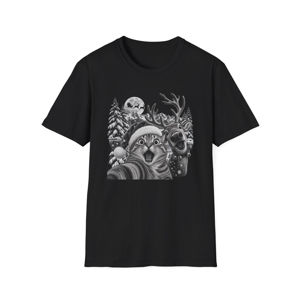 Funny Cat & Reindeer Selfie T-Shirt